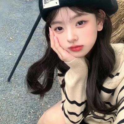 别把本宫当摆设